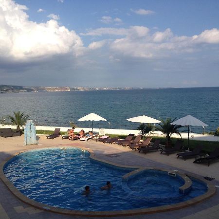 Privat Apartament Golf Coast Kavarna Exterior photo