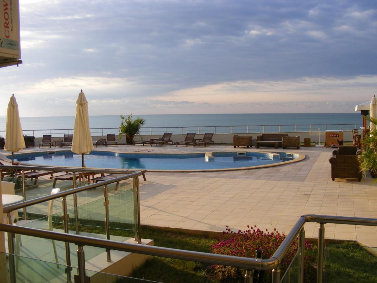 Privat Apartament Golf Coast Kavarna Exterior photo