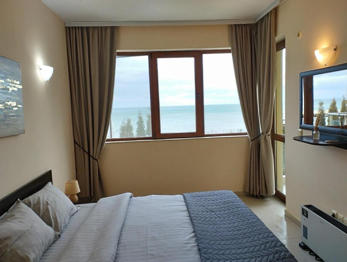 Privat Apartament Golf Coast Kavarna Exterior photo